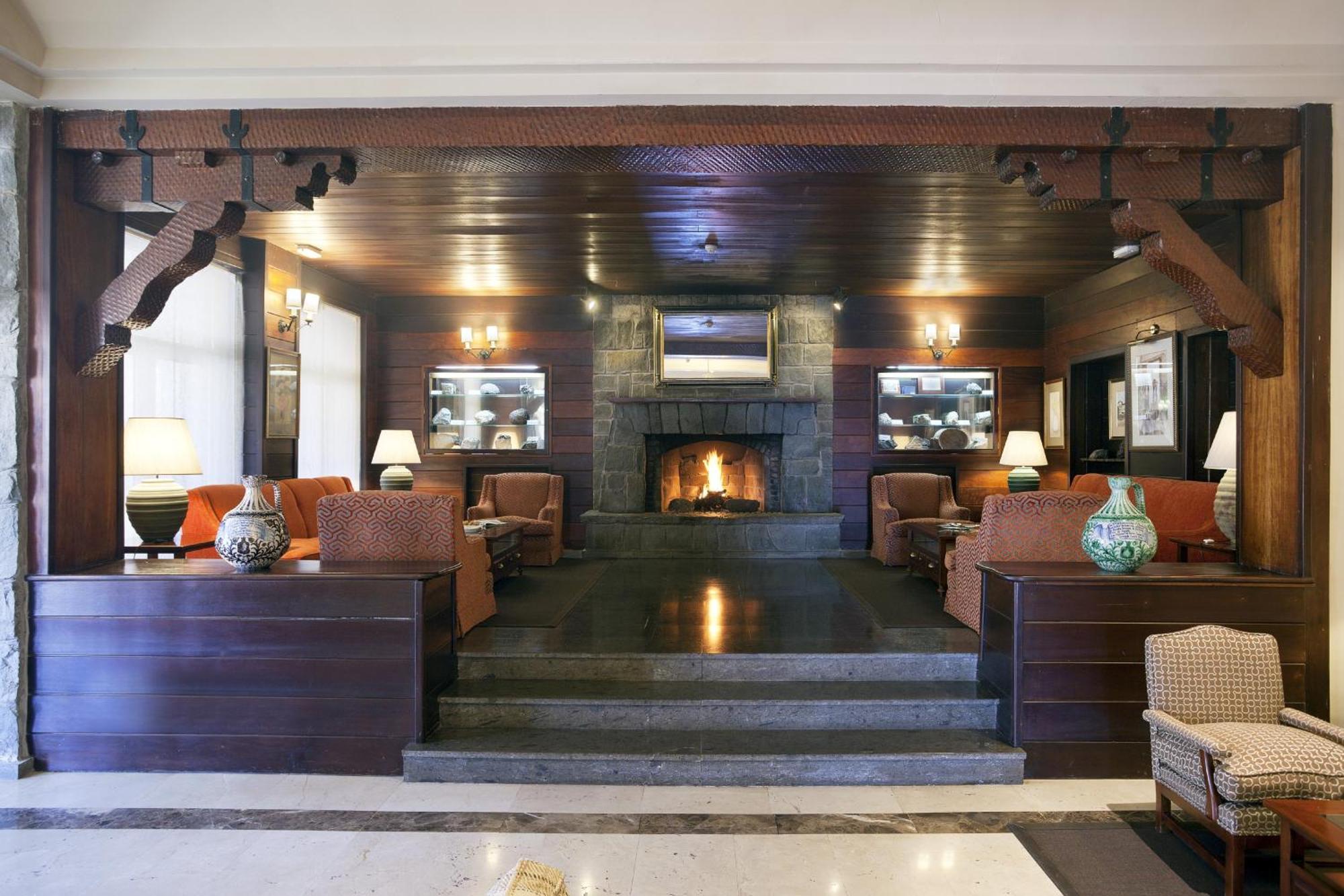 Parador De Las Canadas Del Teide Ля Оротава Экстерьер фото