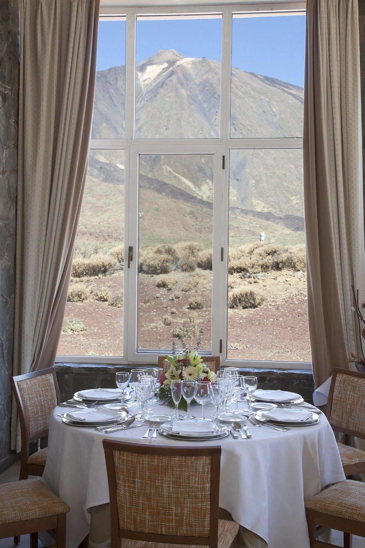 Parador De Las Canadas Del Teide Ля Оротава Экстерьер фото